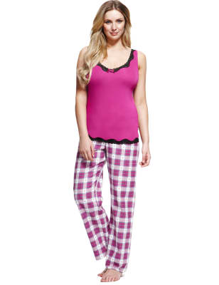 Pyjamas & Nightwear with Bra Support