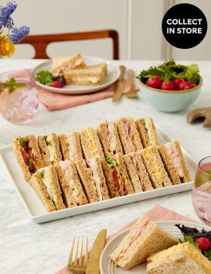M&S Classic Sandwich Selection (14 Pieces)