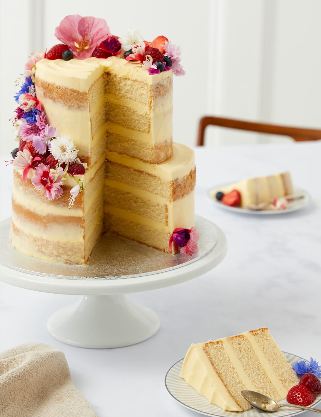 Vanilla Two Tier Naked Cake (Serves 36)