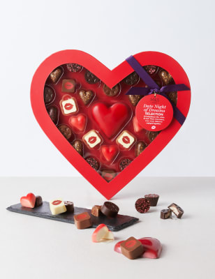 Large Heart Box of Chocolates (Pre Order: Available from 1st February