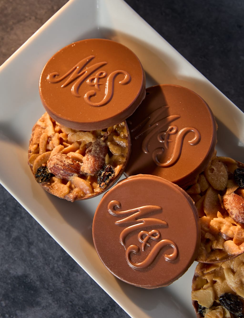 The M&S Collection Hamper image 3