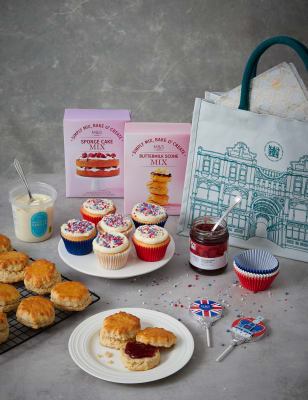 Great British Baking Gift (Delivery from 18th April 2023)