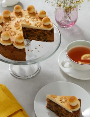 Mcp Easter Simnel Cake Serves 11 Collect Between 9 11 April M S Www Marksandspencer Com