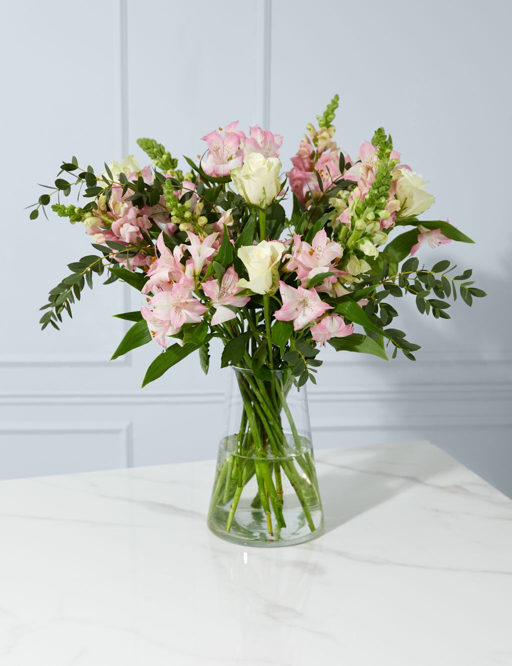 Lovely Mum Rose & Antirrhinum Bouquet