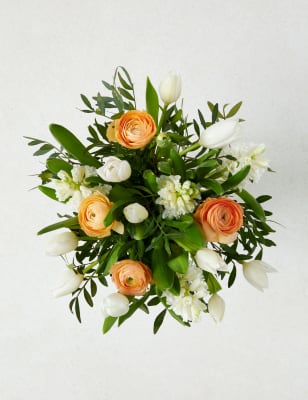 Springtime April Fabulous Flower Bouquet (Delivery from 3rd April 2023)