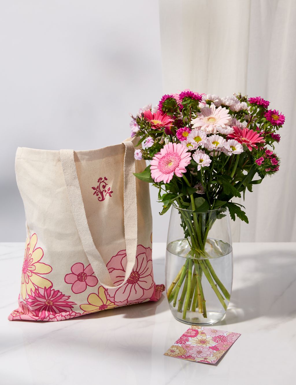 Aster & Germini Bouquet with Printed Tote Bag