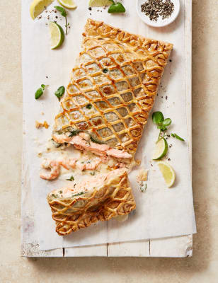 Mcp Scottish Lochmuir Salmon Prawn En Croute Serves 4 Last Day To Collect 19th December M S Www Marksandspencer Com