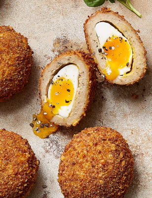Gastropub 6 Runny Scotch Eggs (6 Pieces) | M&S