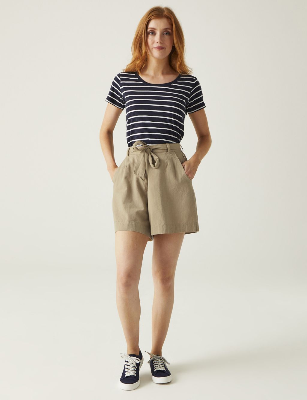 Sabela Cotton Rich Paperbag Shorts with Linen 3 of 5