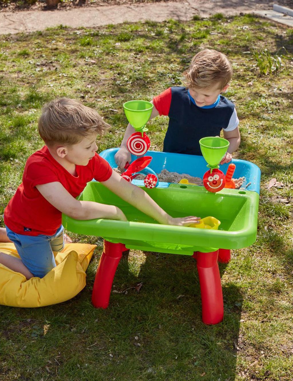 Sand and Water Table (3-8 Yrs) 2 of 3