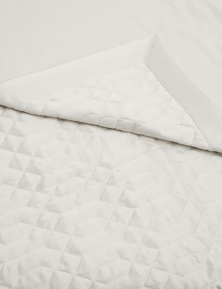 Marks and cheap spencer quilted throw