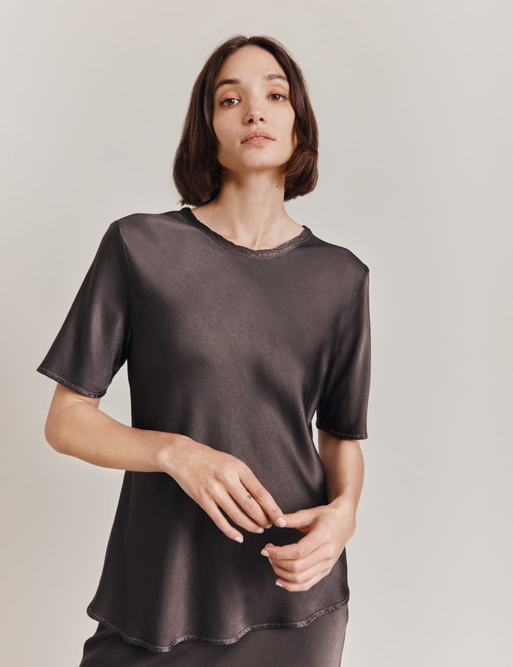 Print Satin Short Sleeve Top with Front Twist