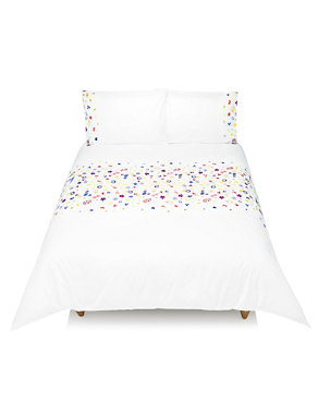 Scattered Flowers Embroidered Bedding Set Image 2 of 4