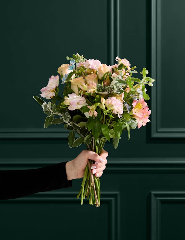 Clarks cheap scent flower