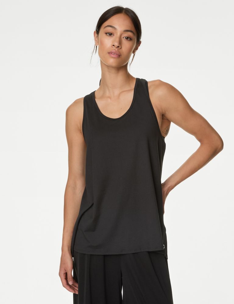 Scoop Neck Relaxed Sleeveless Yoga Top 3 of 6