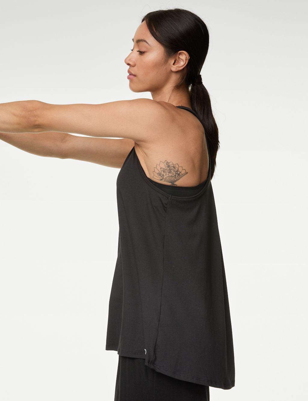 Scoop Neck Relaxed Sleeveless Yoga Top 4 of 6