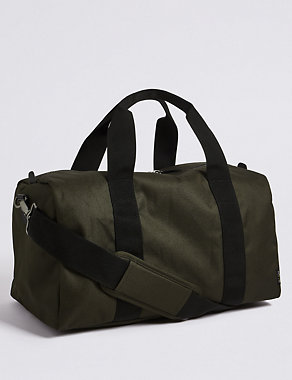 Scuff Resistant Cordura® Holdall Image 2 of 5