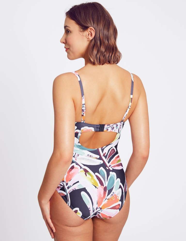 Dd+ swimwear outlet marks and spencer