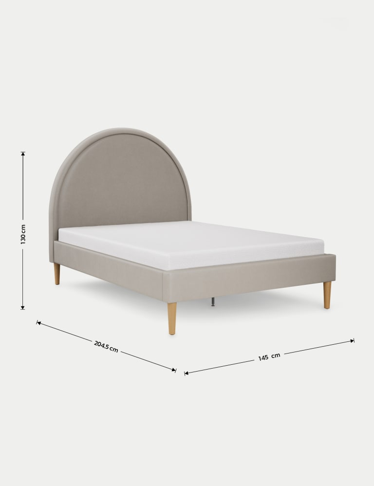 Semi Circle Bed 6 of 6