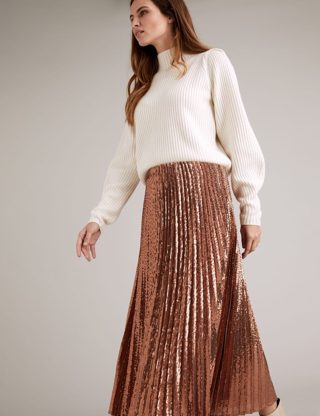 Pleated store skirt glitter