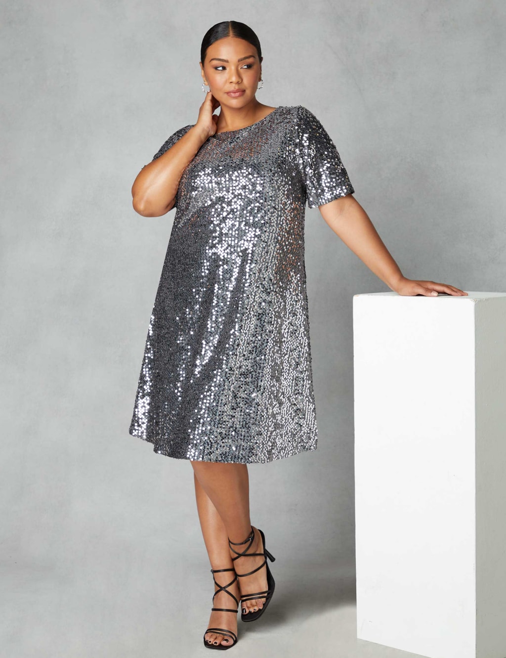 YOURS LONDON Curve Blue Ombre Sequin Embellished Shift Dress