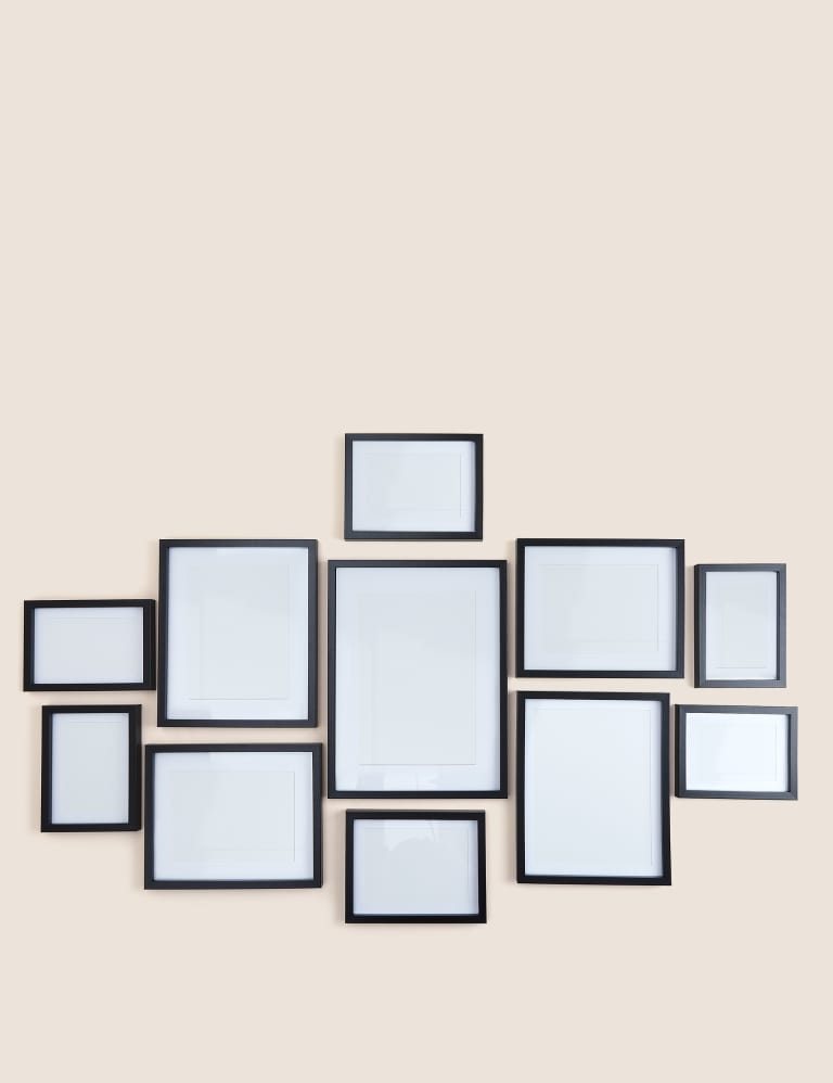 Frames and pictures top