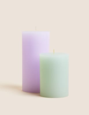 Set of 2 Colour Change Candles Image 2 of 5