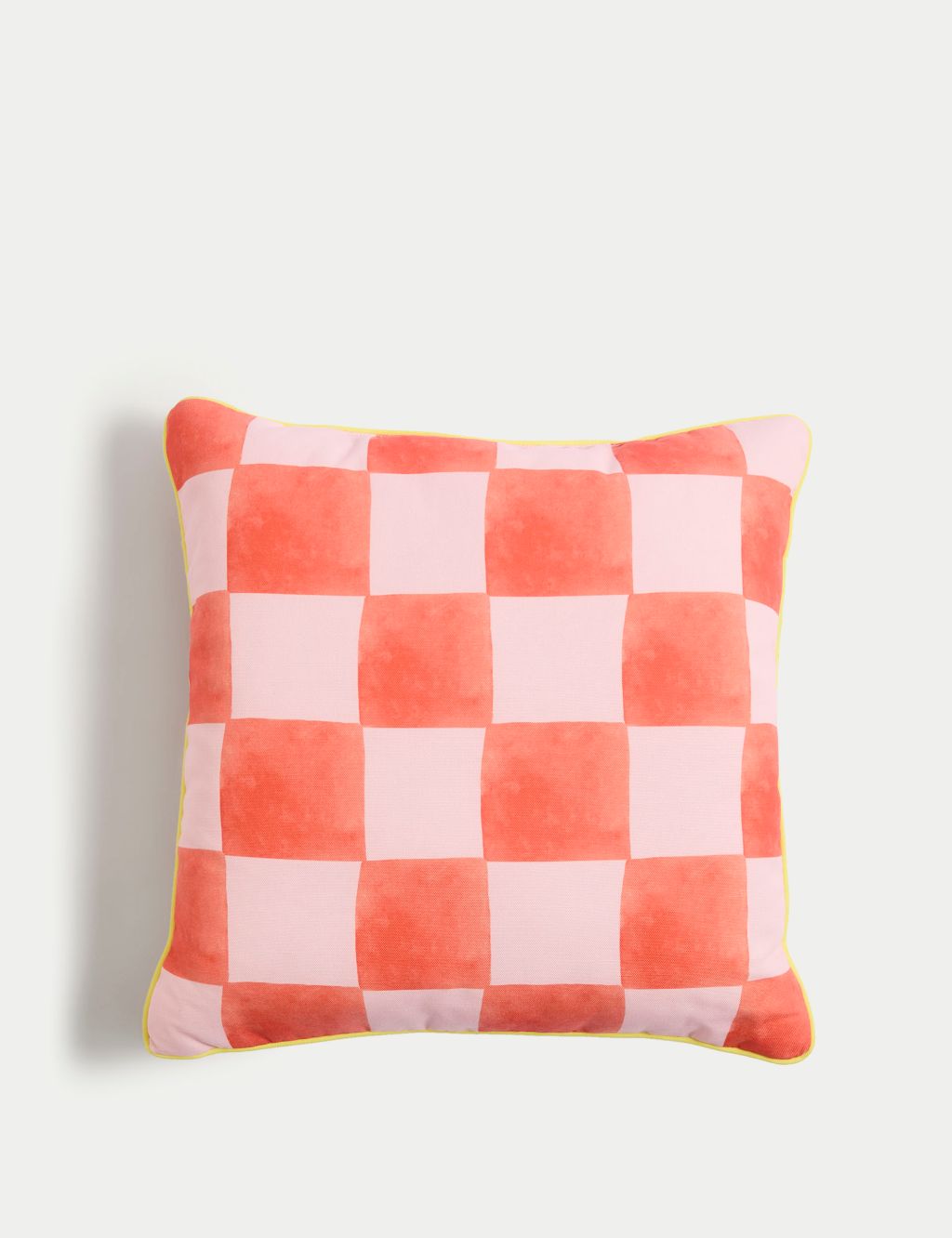 Set of 2 Coral & Checked Outdoor Cushions 7 of 8