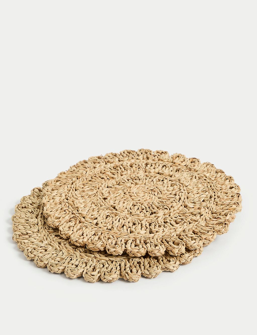 Set of 2 Floral Rattan Placemats 3 of 3