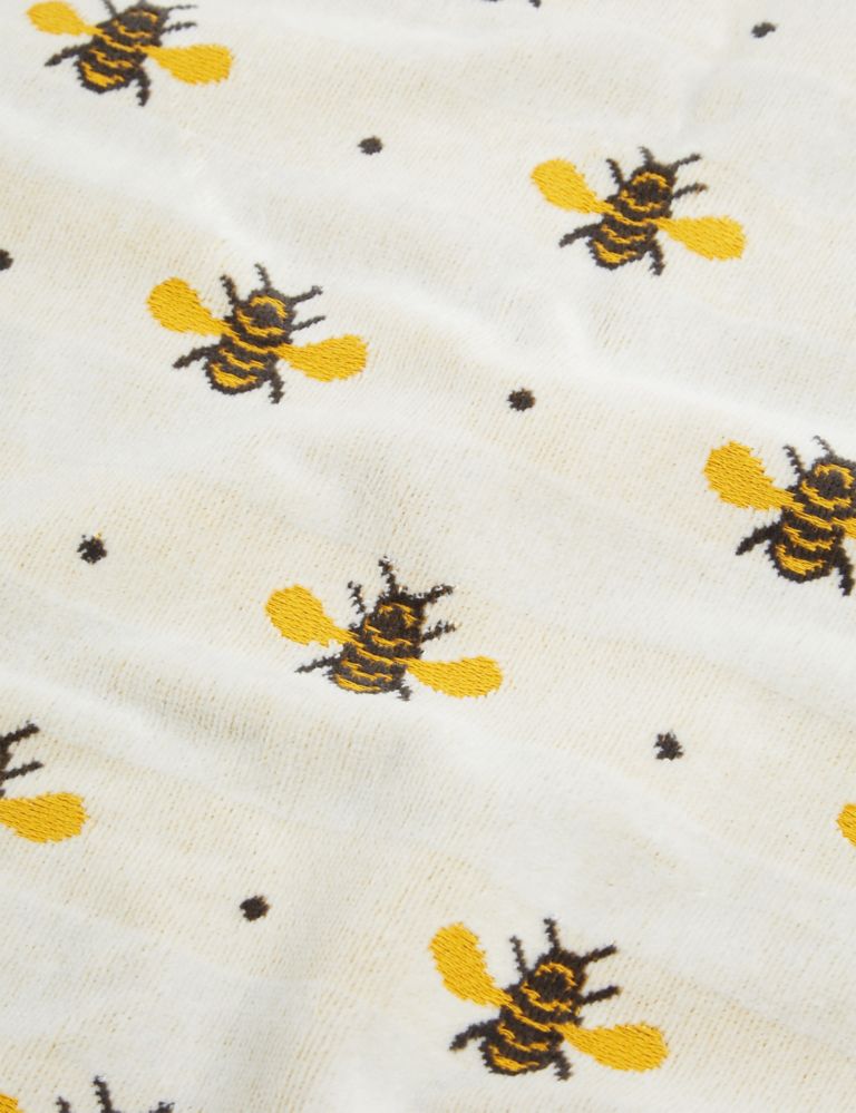 Set of 2 Pure Cotton Bee Towels 5 of 5