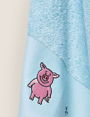 Set of 2 Pure Cotton Percy Pig™ Guest Towels Image 2 of 6