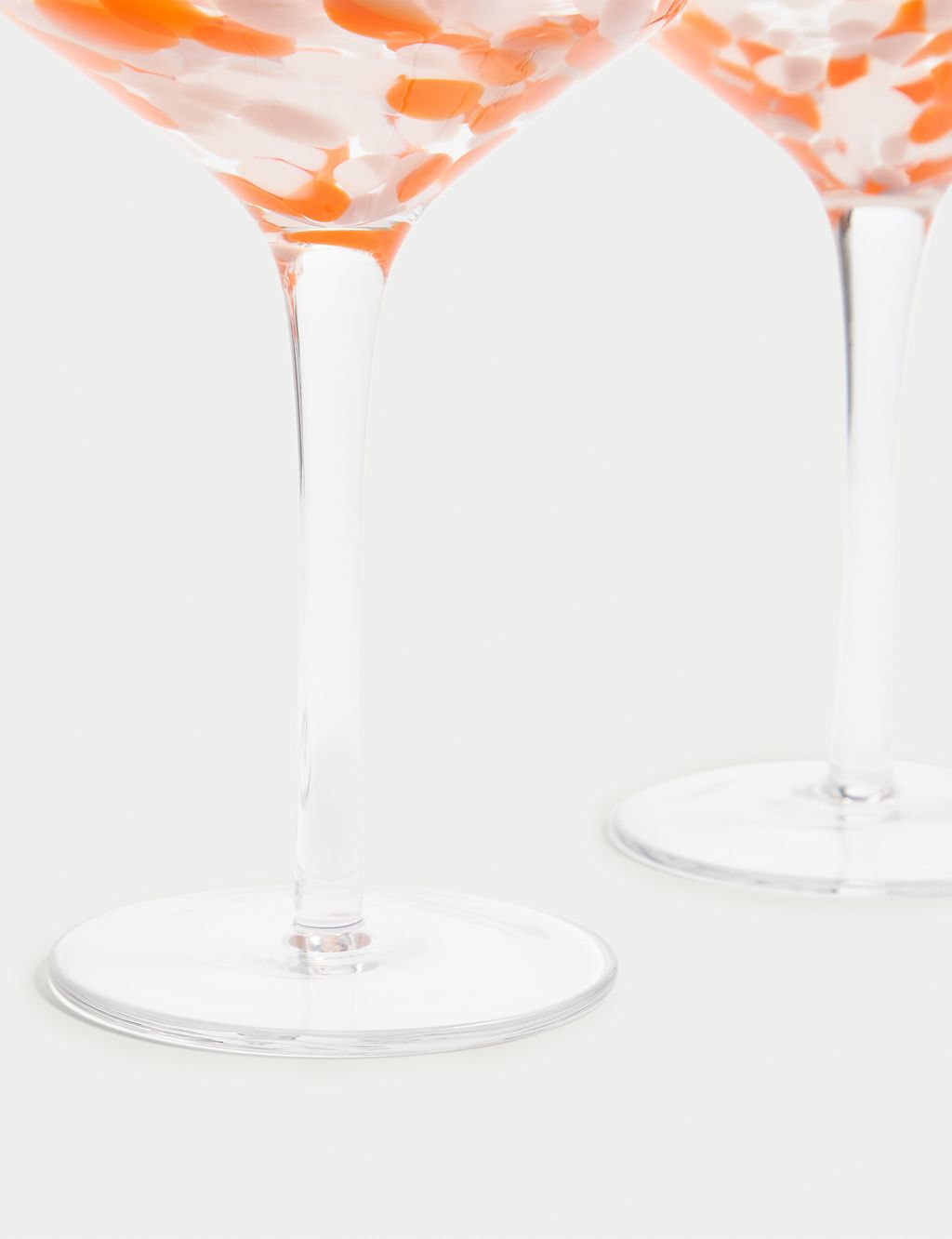 Set of 2 Speckled Wine Glasses 2 of 4