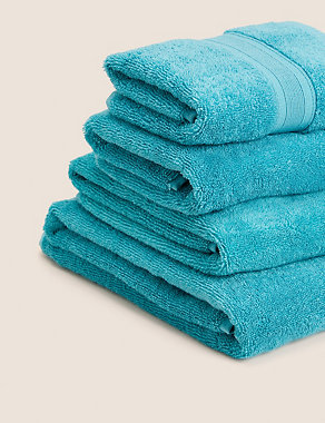 Set of 2 Super Soft Pure Cotton Towels Image 2 of 4