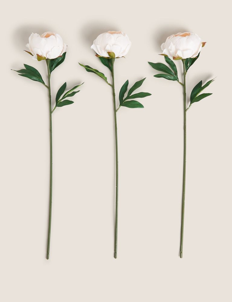 Set of 3 Artificial Closed Peonies 1 of 5