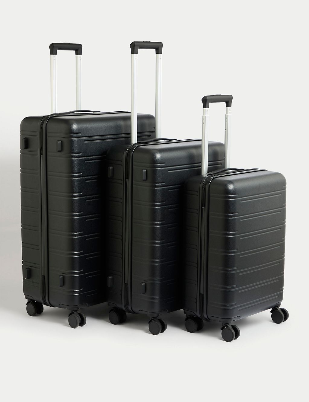 Set of 3 Prague 4 Wheel Hard Shell Suitcases 3 of 7