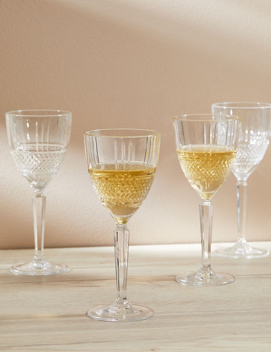 Set of 4 Adeline Wine Glasses 3 of 3