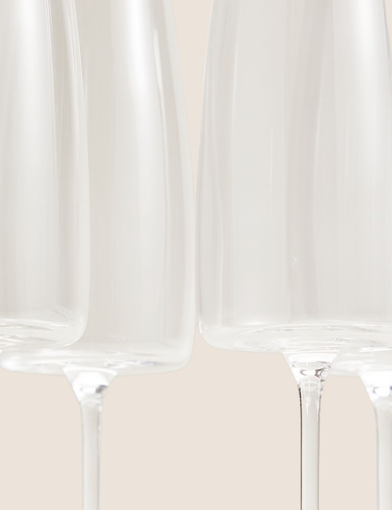 Set of 4 Contemporary Champagne Flutes 3 of 3