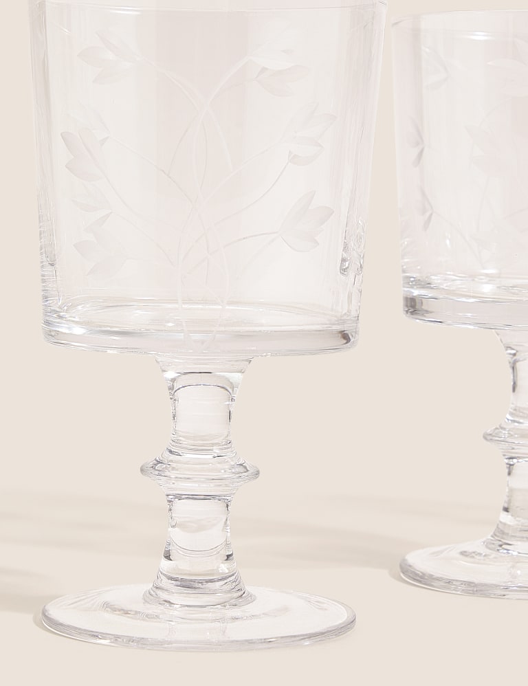 Set of 4 Floral Etched Wine Glasses 2 of 3