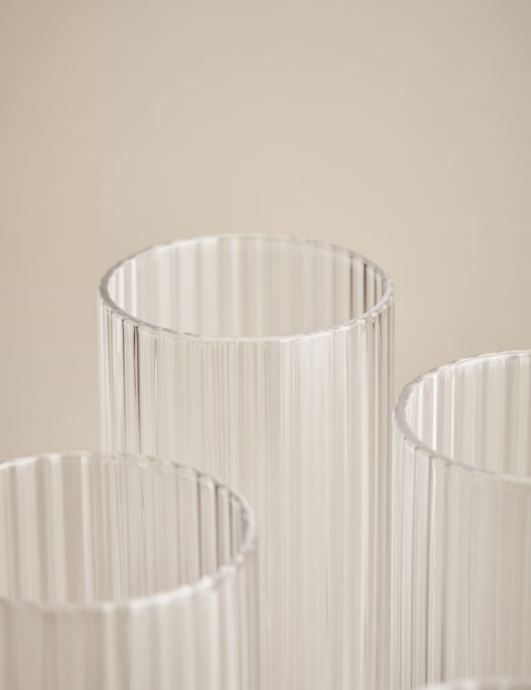 M & deals s champagne flutes