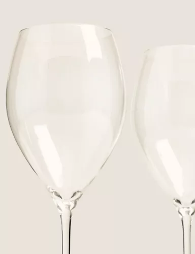 Set of 4 Large White Wine Glasses 4 of 6