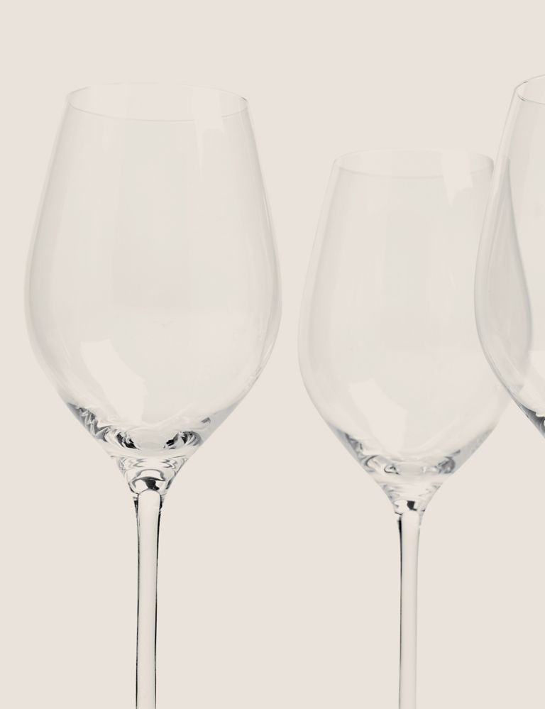 Set of 4 Maxim White Wine Glasses 4 of 4
