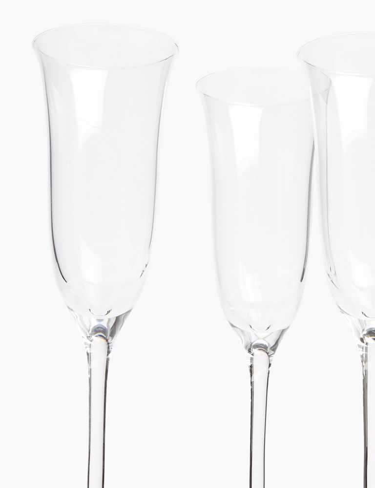 Set of 4 Tulip Crystal Champagne Flutes 3 of 3