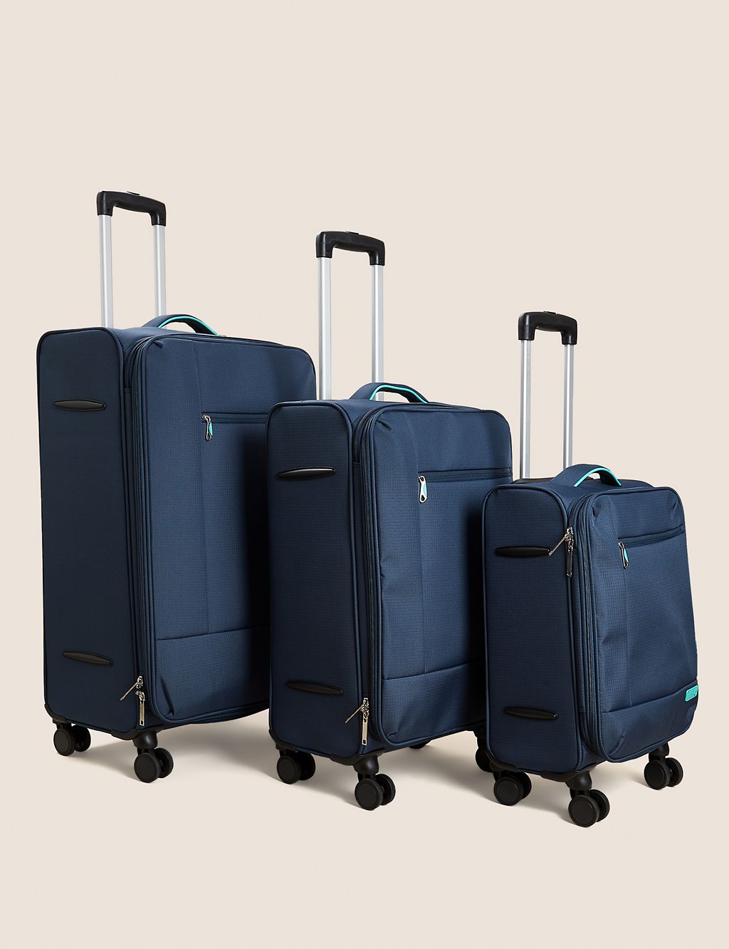 Seville 4 Wheel Soft Medium Suitcase 7 of 7