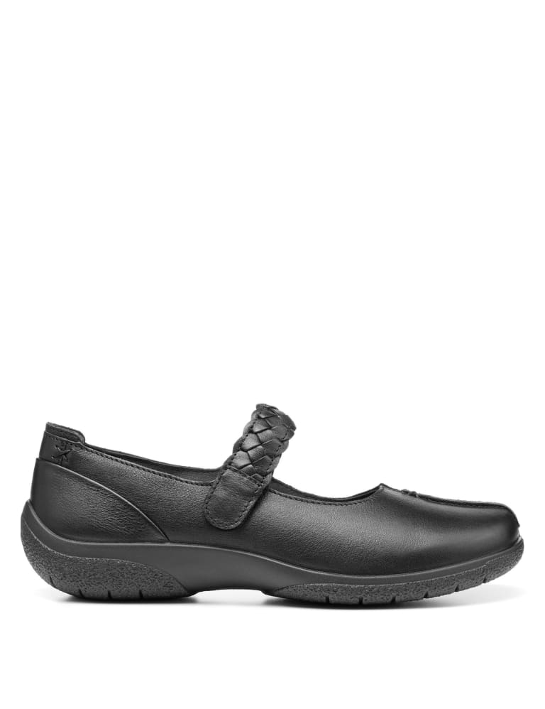 M&s school pumps discount