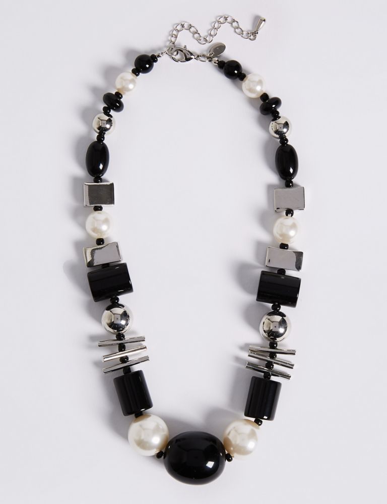 Short Mixed Shape Necklace 2 of 2