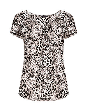 Short Sleeve Animal Print Boho Top Image 2 of 4