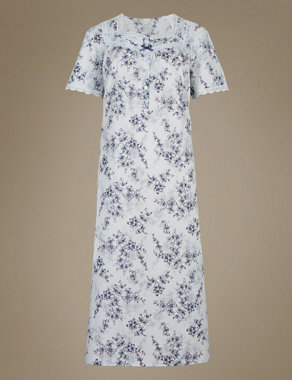 Short Sleeve Floral Nightdress Image 2 of 3