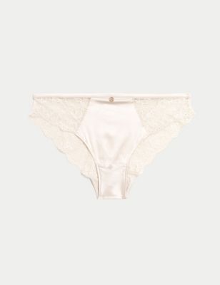 LOUNGE UNDERWEAR - Blossom Balcony Set, Women's Fashion, Clothes on  Carousell