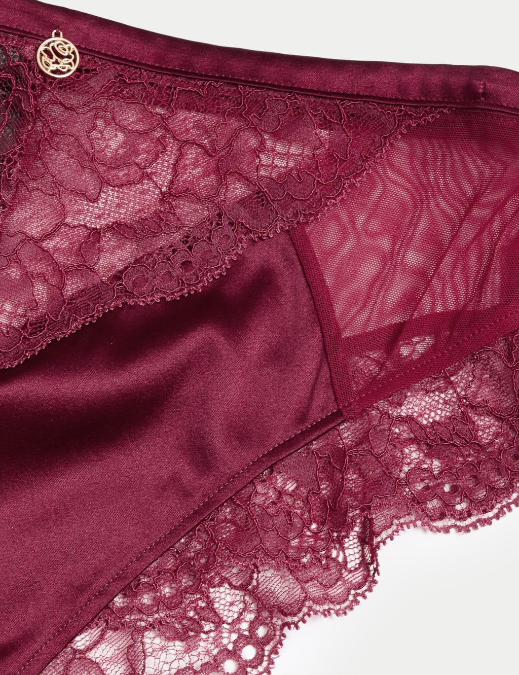 EX MARKS & Spencer Red Sheen And Lace Low Rise Satin Shine Brazilian  Knickers £3.00 - PicClick UK