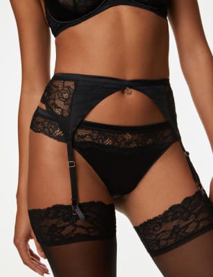 Silk suspender outlet belts